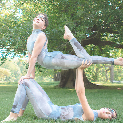young adult contemporary dancers
